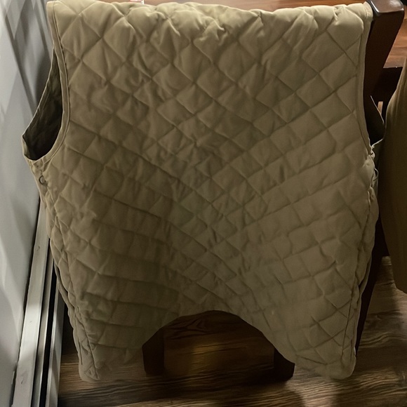 Eddie Bauer Diamond puffer vest - Picture 4 of 4